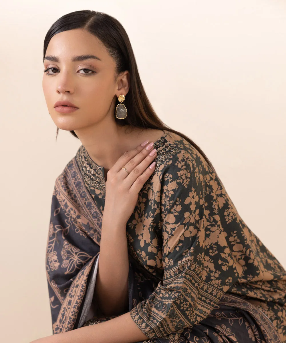 3 Piece - Embroidered Linen Suit