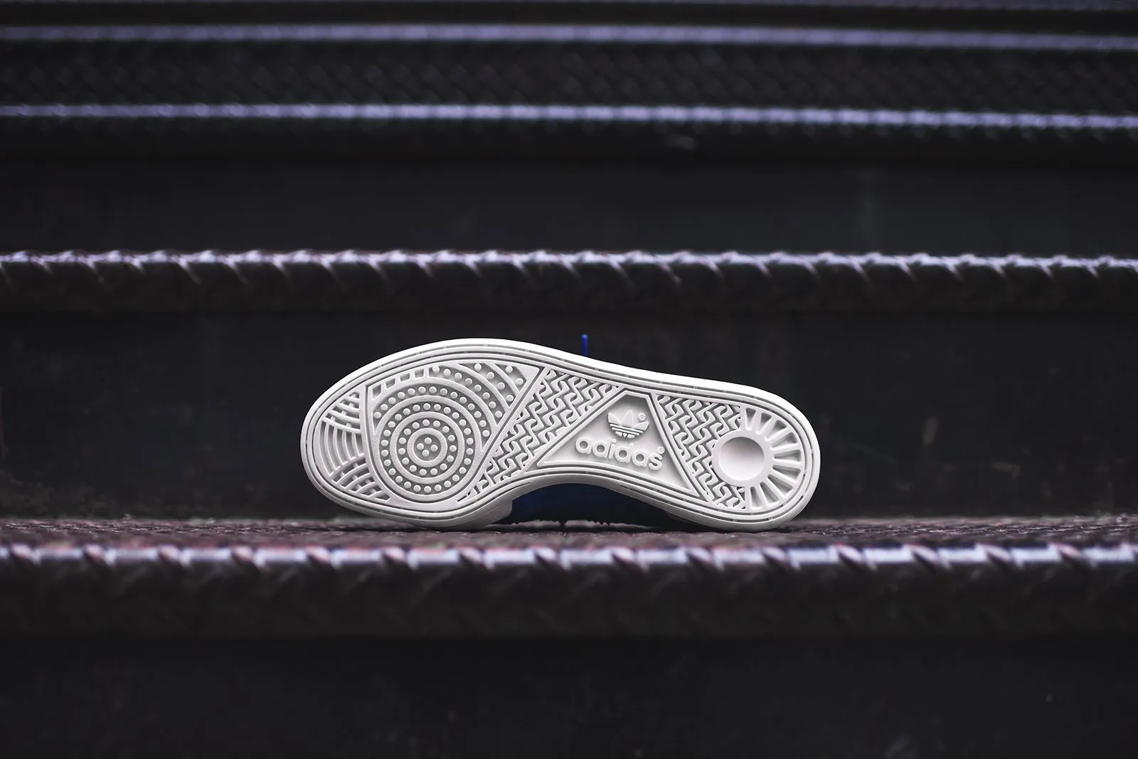 adidas Consortium x Footpatrol x Juice Handball Top - Power Blue