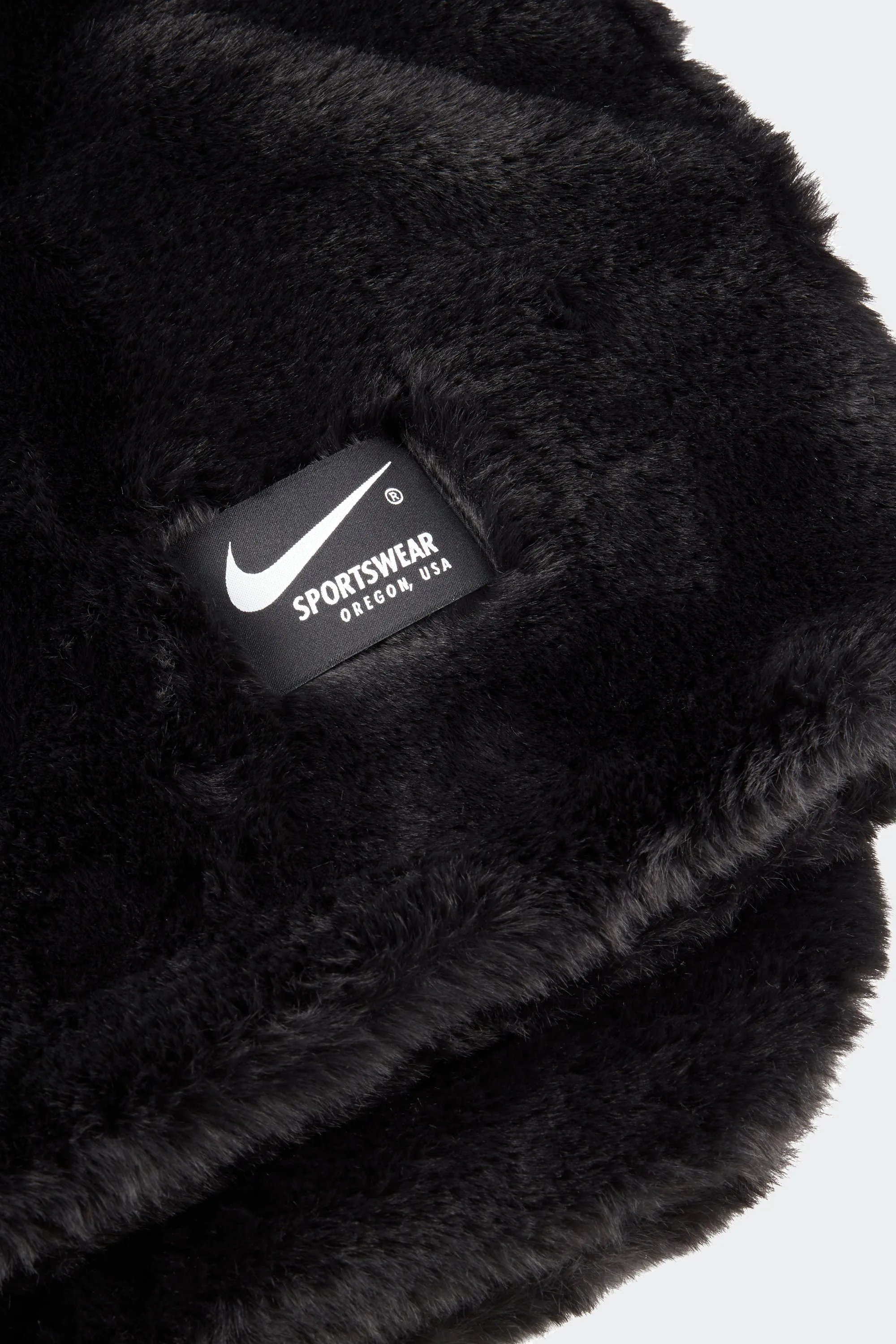 FAUX FUR BLANKET