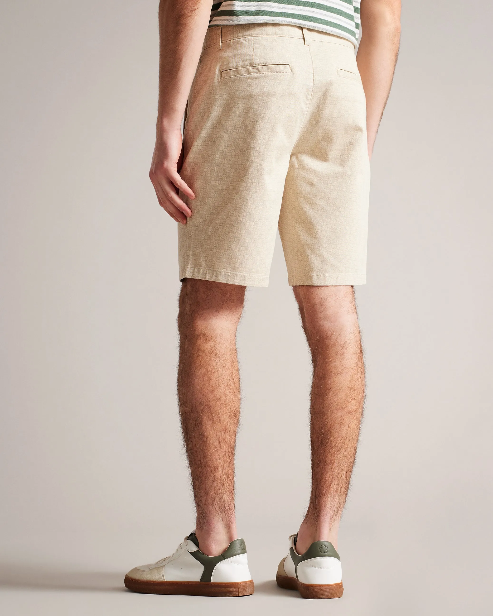 Gomer Regular Fit Geometric Shorts Natural