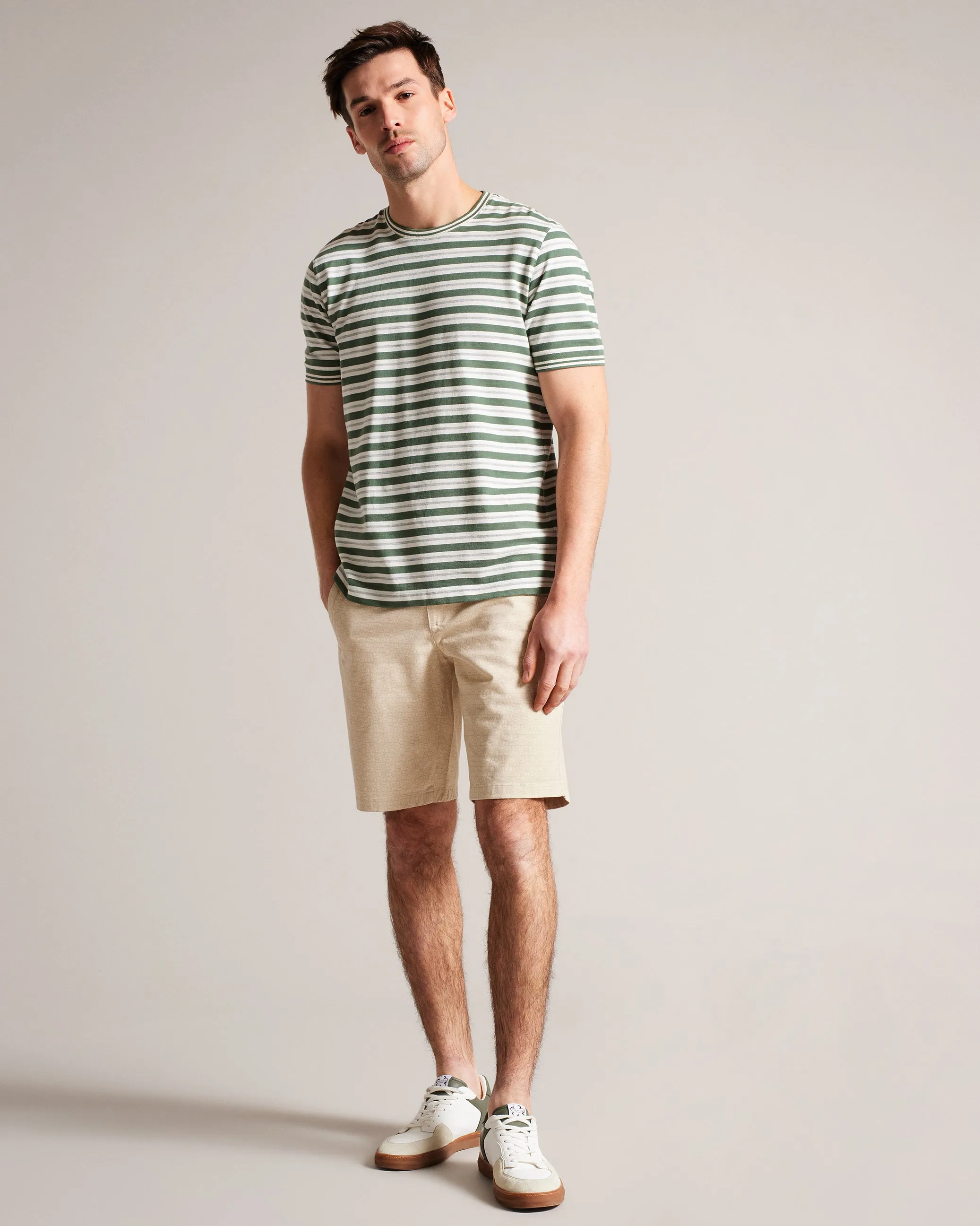 Gomer Regular Fit Geometric Shorts Natural