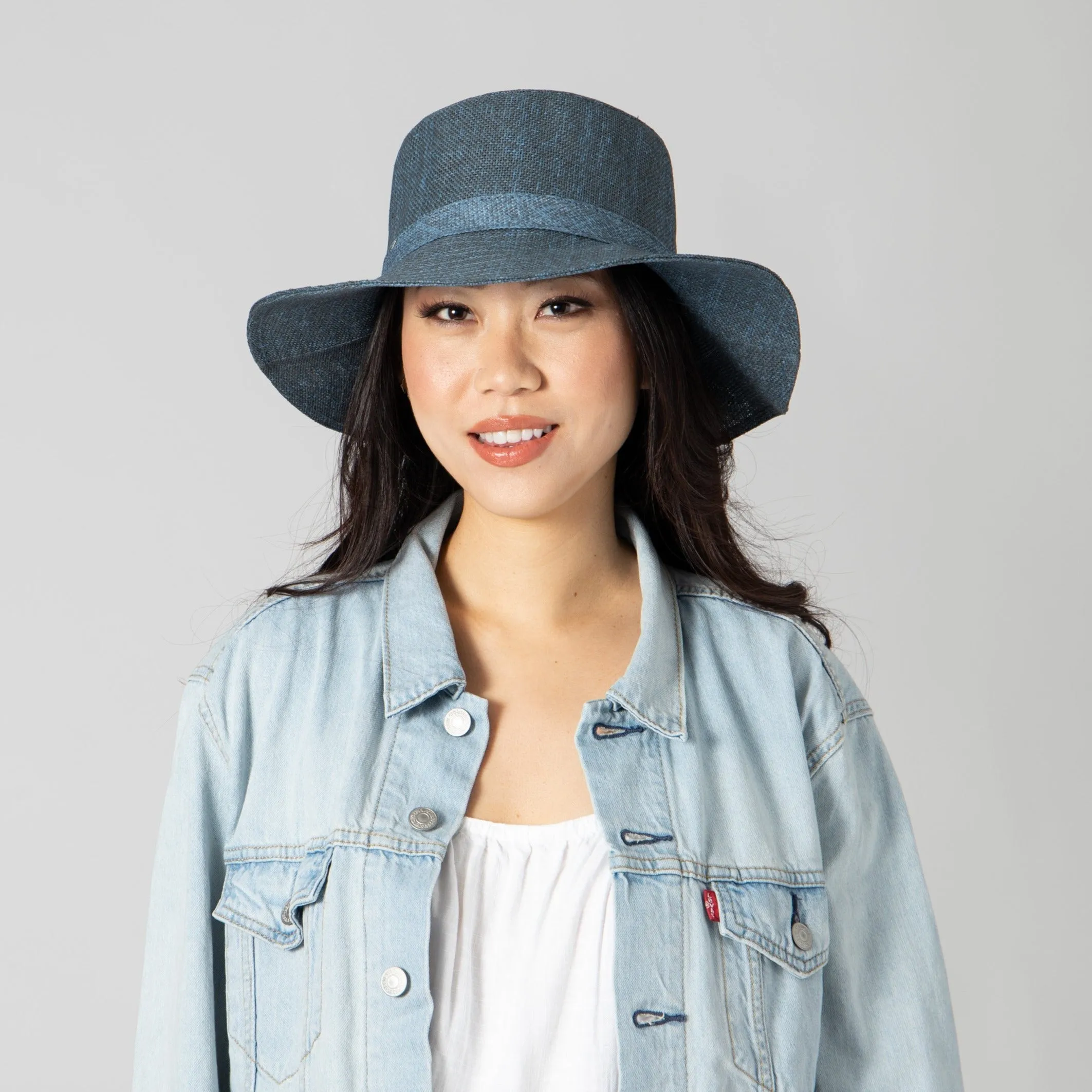 Women's Cut & Sew Wide Brim Woven Paper Bucket Hat